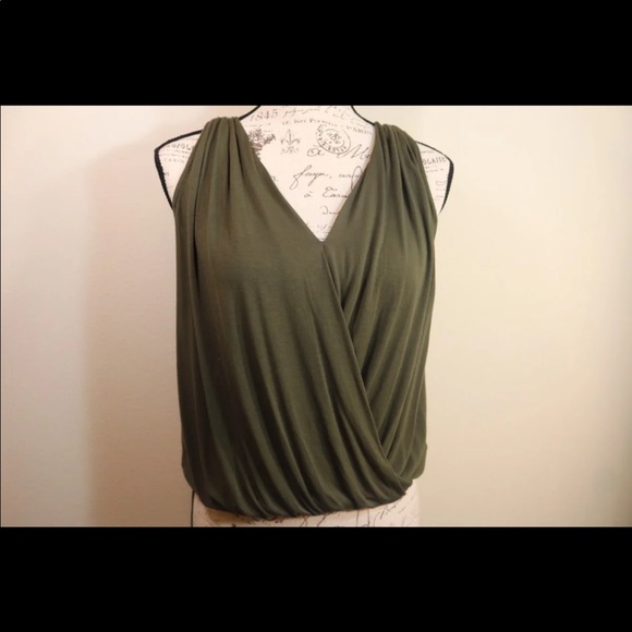 American Eagle Outfitters Tops - New w tags American eagle v neck olive green top tank vneck